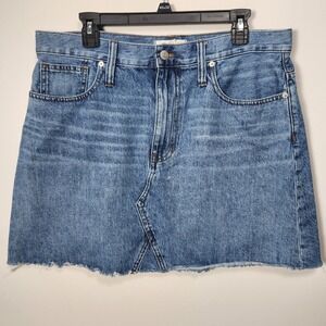 Madewell Rigid Denim A-Line Mini Skirt Medium Wash Raw Hem Size 31